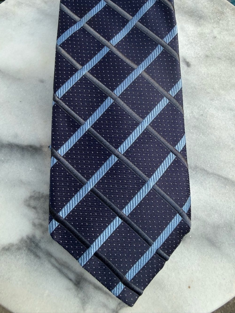 Robert Talbott Carmel Collection Navy and Light Blue Diagonal Plaid Hand SewnTie